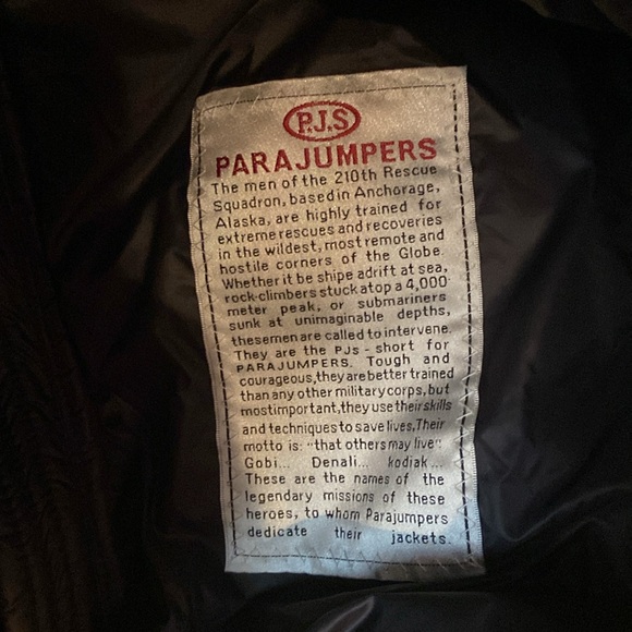 Parajumpers Men's Black Ugo Quilted Puffer Jacket - Picture 7 of 8